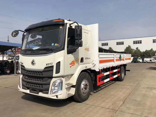 柳汽氣瓶運輸車（6.8米）