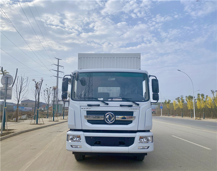 東風(fēng)D9醫(yī)療廢物運(yùn)輸車